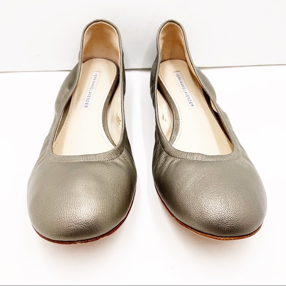 {Vera Wang Lavender} Leather Ballet Flats - Picture 15 of 16